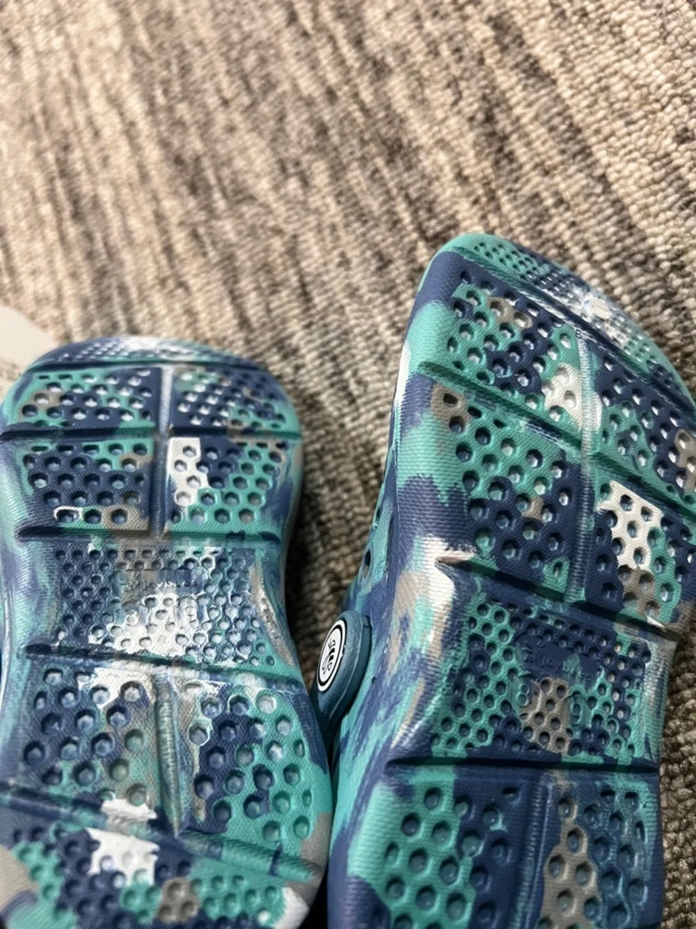 Kids' Blue Green Marble Clogs - Comfortable Waterproof Slip-On Size 8
